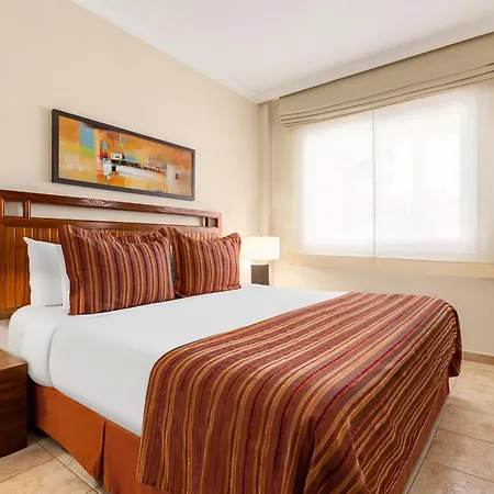 Wyndham Grand Costa Del Sol Aparthotel 3*